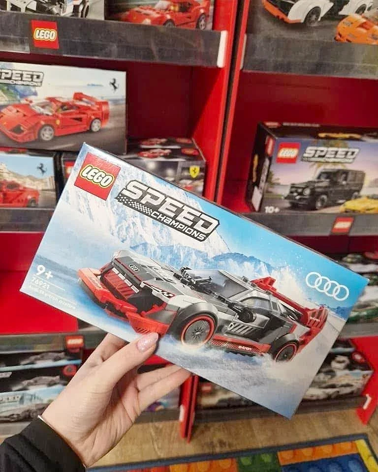 LEGO Pallets – Authentic Wholesale