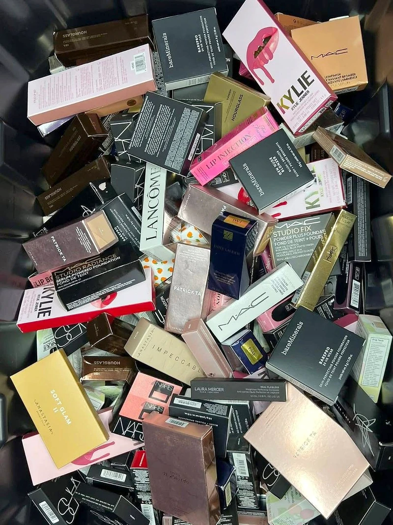 High-End Makeup Pallets