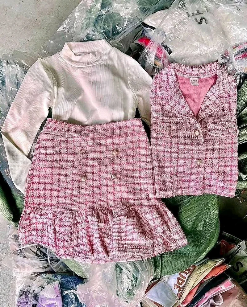 Kids Clothing Pallets